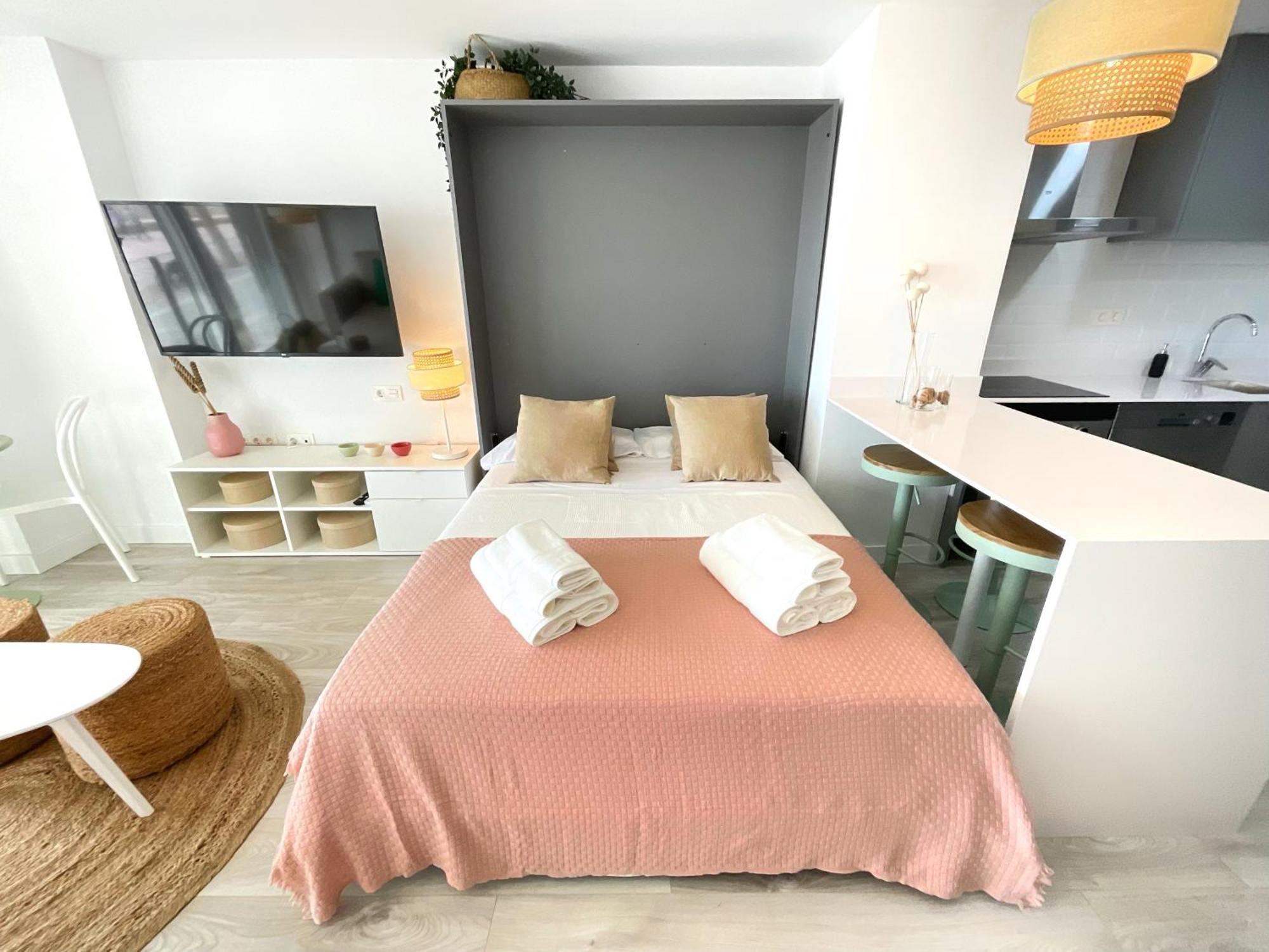 Cs7 Kaleria Suites 알메리아 외부 사진