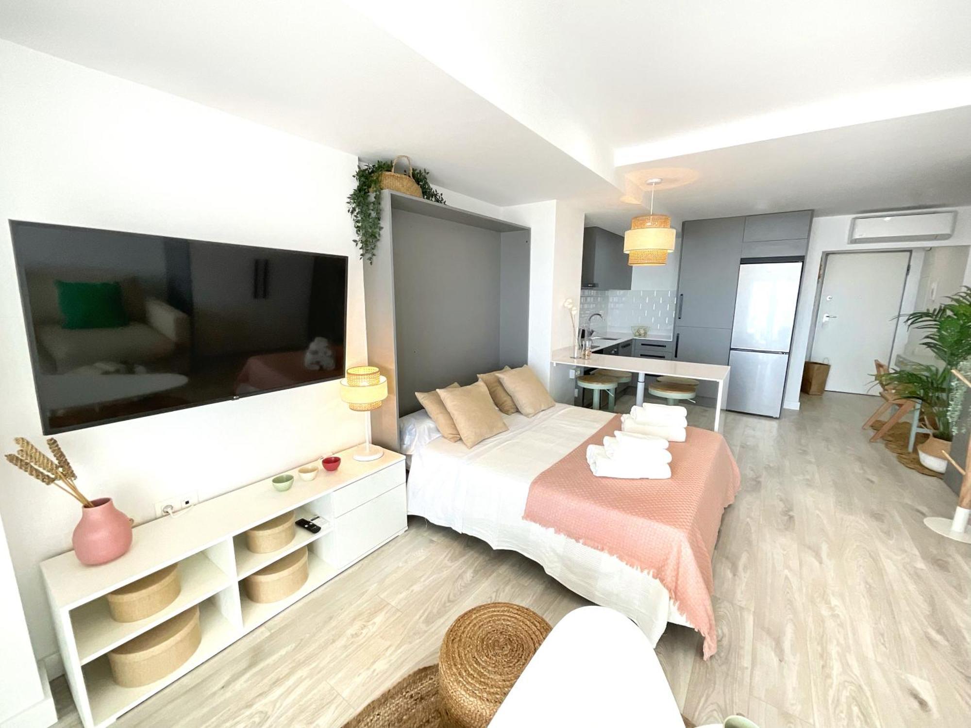 Cs7 Kaleria Suites 알메리아 외부 사진