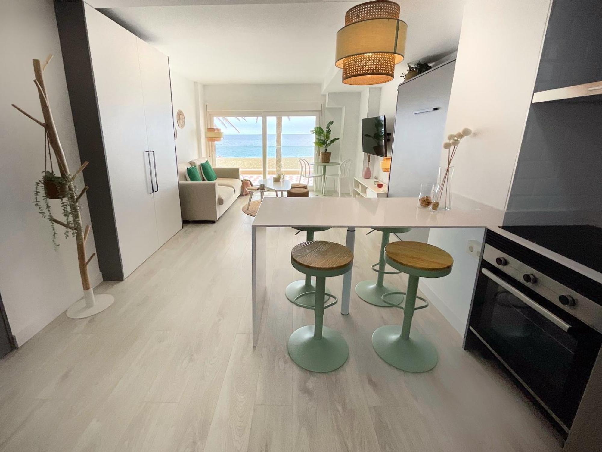 Cs7 Kaleria Suites 알메리아 외부 사진